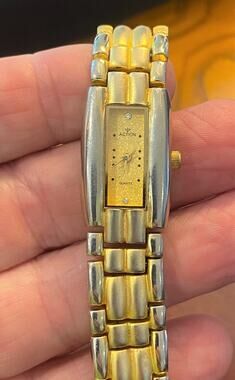 Women's Action Dress Watch, Gold Tone Bracelet Band, Gold Face